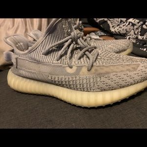 Yeezy static non reflective